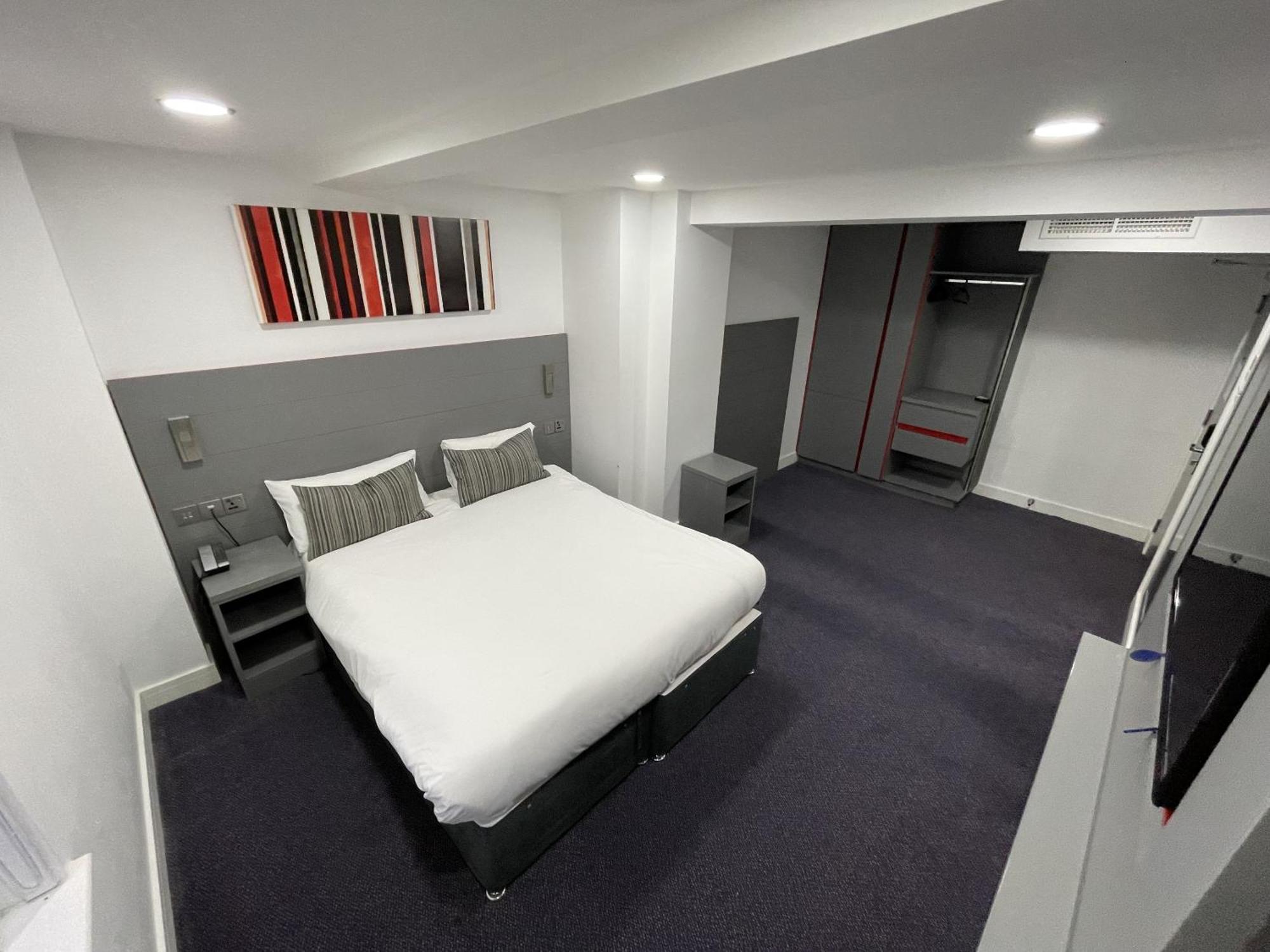 Ilford Hotel Goodmayes Luaran gambar